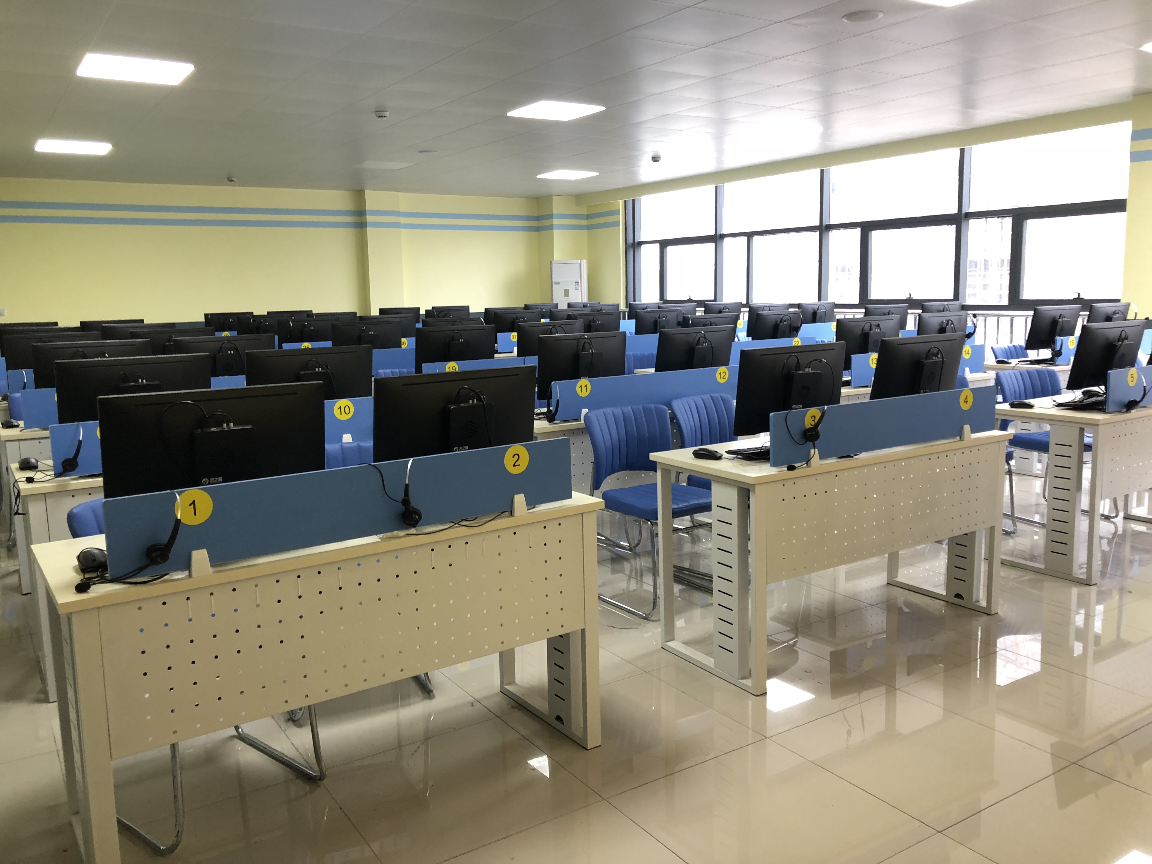 合肥职业技术学院.jpg