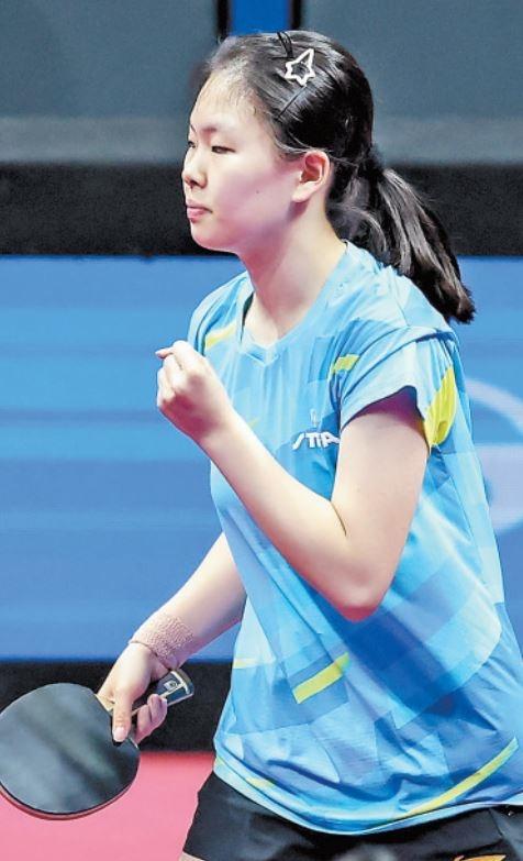 11月15日，姚睿轩在比赛中。 新华社记者 刘续摄