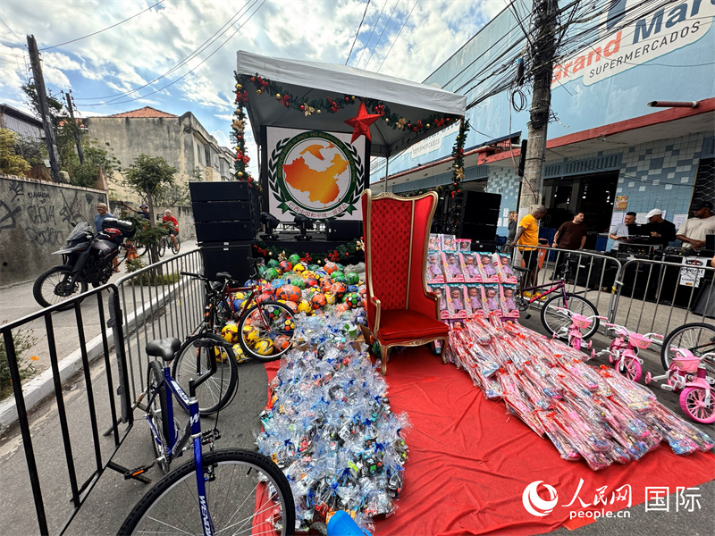 巴西中国和平统一促进会捐赠的部分物资。人民网实习生 侯天泽摄