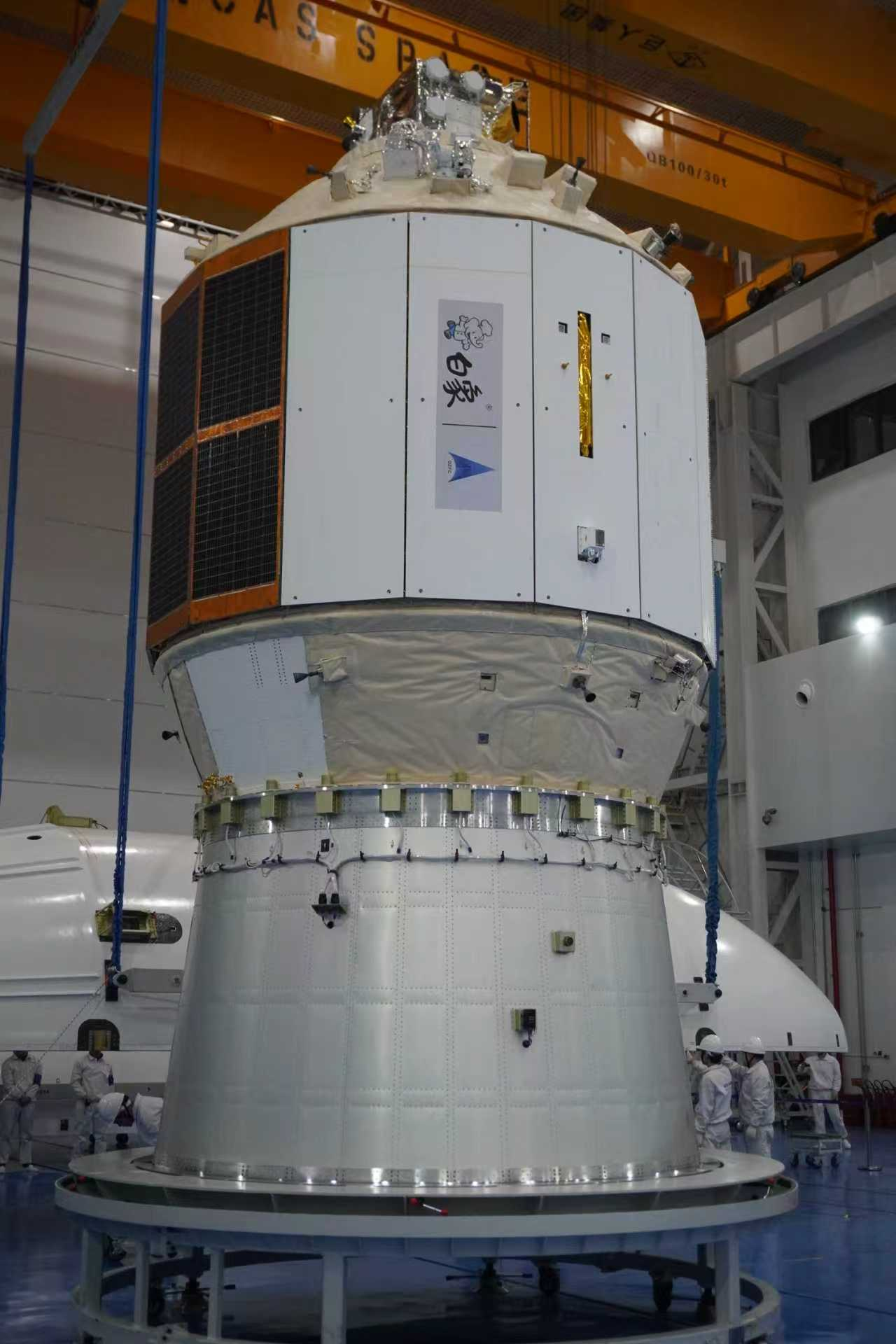 轻舟初样试飞船(白象号)。中国科学院微小卫星创新研究院供图